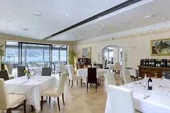 Bella Hotel & Restaurant With Private Dock For Mooring Boats 圣菲利斯·德尔·贝纳茨 4*,